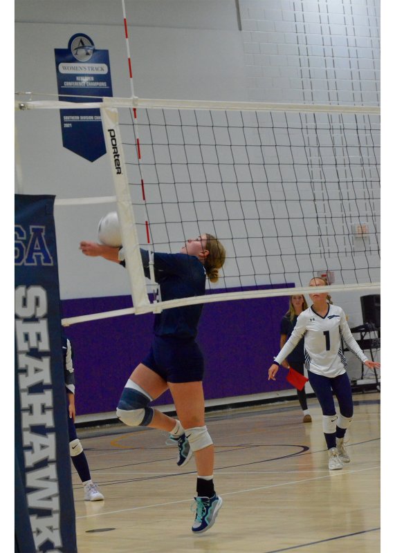 Seahawks Lauren Pieshala keeps the ball alive in the JV game.